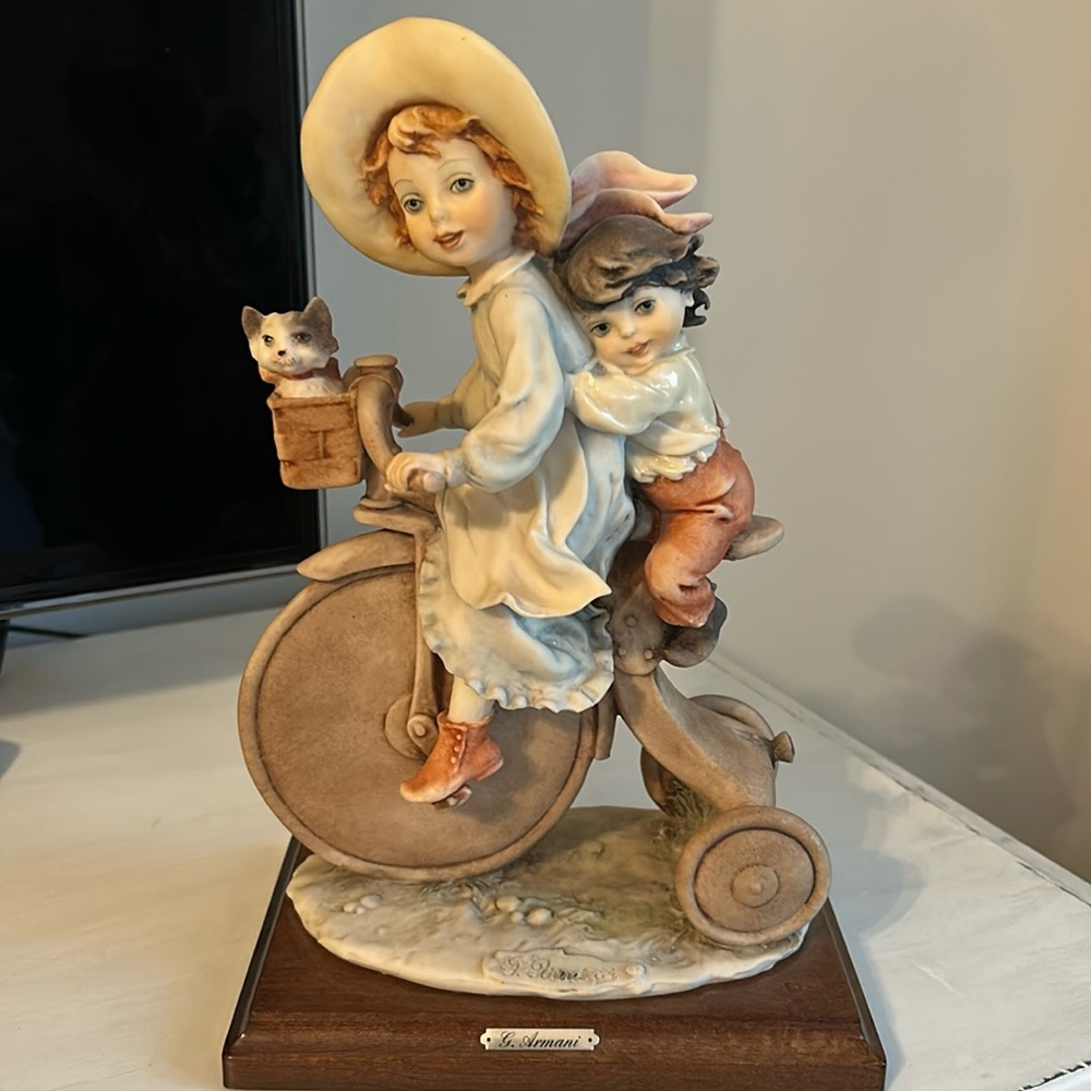 Giuseppe Armani Figurine